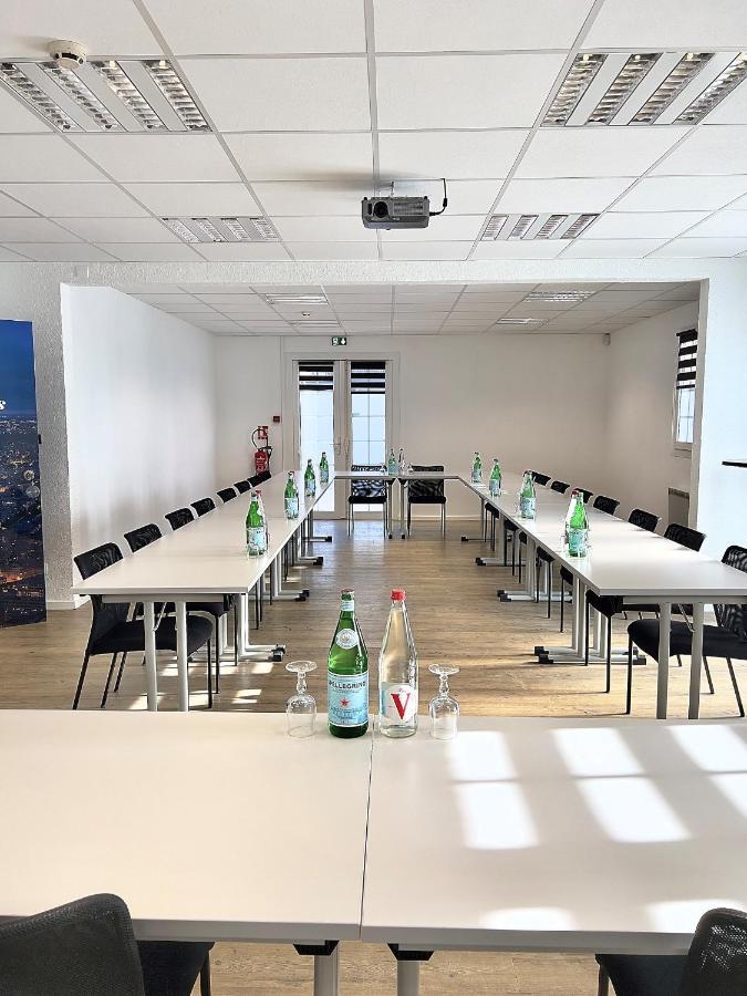 Kyriad Direct Reims Bezannes Экстерьер фото